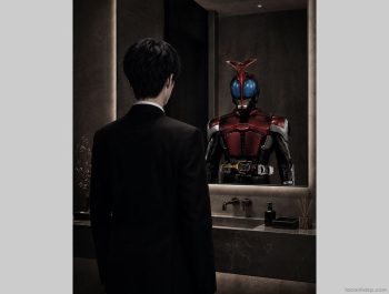 Prompt tạo ảnh phản chiếu Kamen Rider trong gương